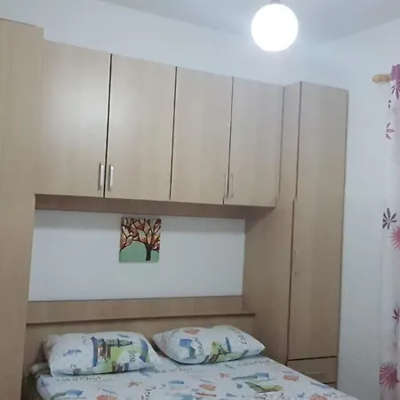 Holiday home Lalzi Bay, Lura 1 Ground Floor Apartament Durres