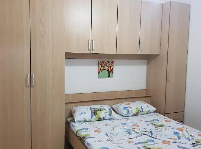 Casa vacanze Lalzi Bay, Lura 1 Ground Floor *