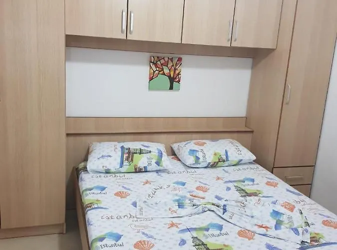 Casa vacanze Lalzi Bay, Lura 1 Ground Floor *