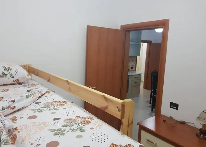Casa vacanze Lalzi Bay, Lura 1 Ground Floor Durrës
